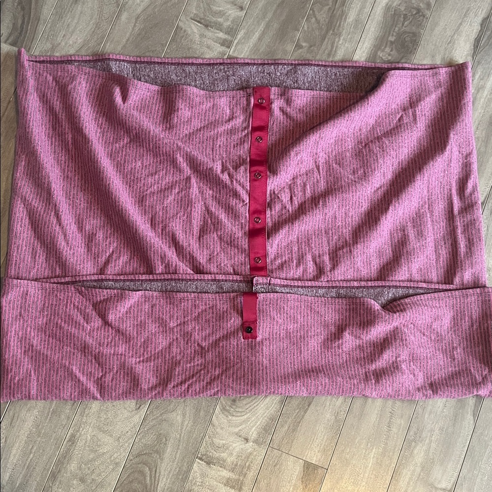 Lululemon Reversible Vinyasa Scarf